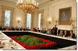 President Bush Meets with National Governors Association