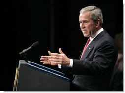 President George W. Bush delivers remarks on the Global War on Terror Friday, April 20, 2007 at East Grand Rapids High School in East Grand Rapids, Mich.  White House photo by Eric Draper